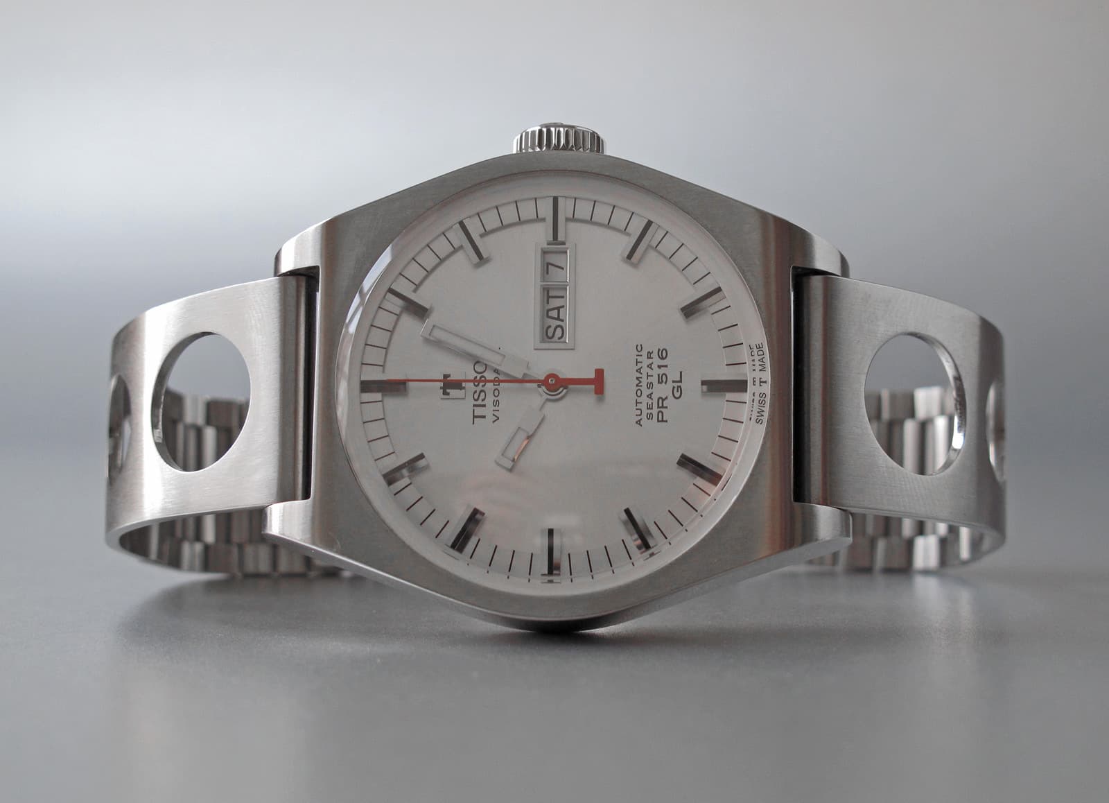 🕰️ The Memory of Time: Tissot Heritage Visodate